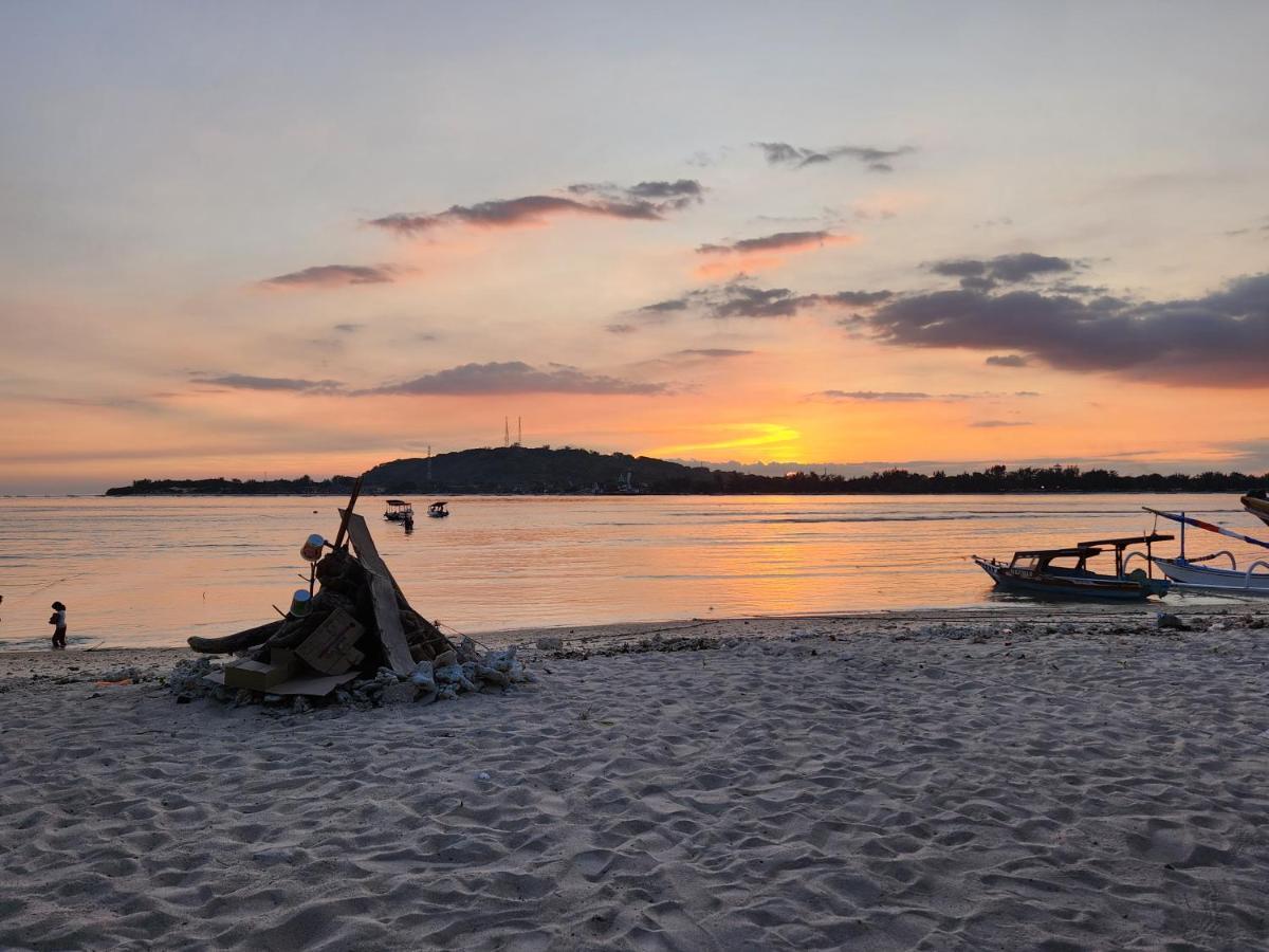 Run Gilis Apartment กิลิเมโน ภายนอก รูปภาพ